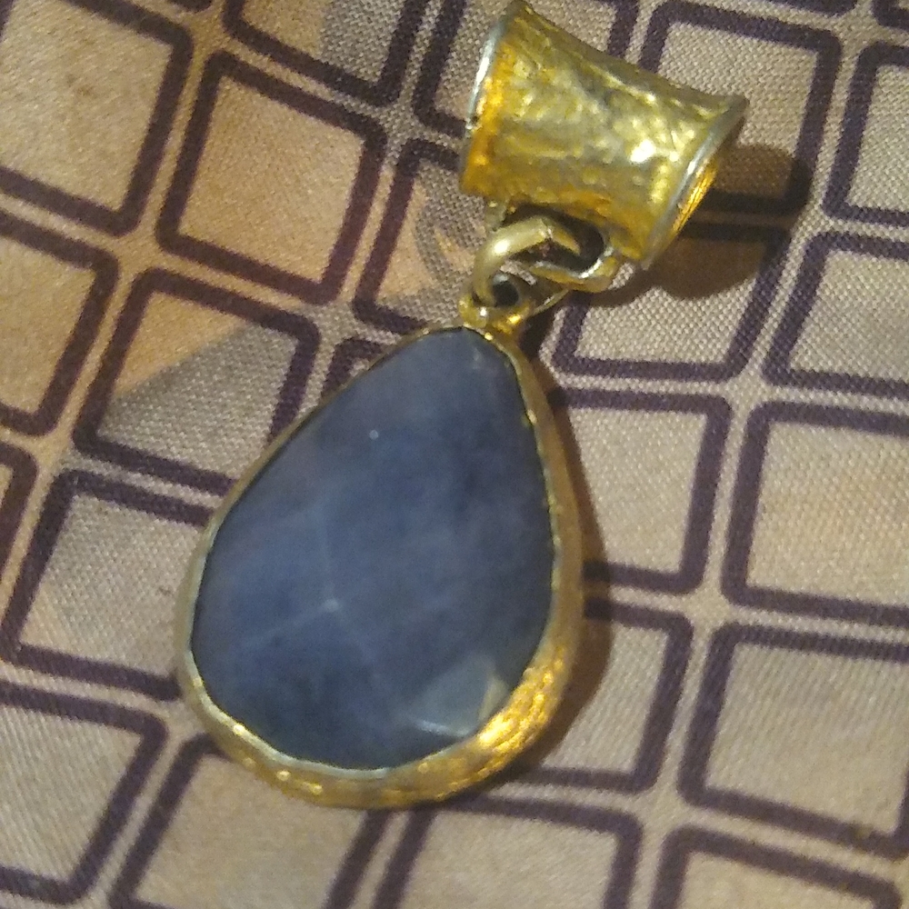 CLARA WILLIAMSTanzanite Freeform Bezel Drops in Yellow Gold pendant
